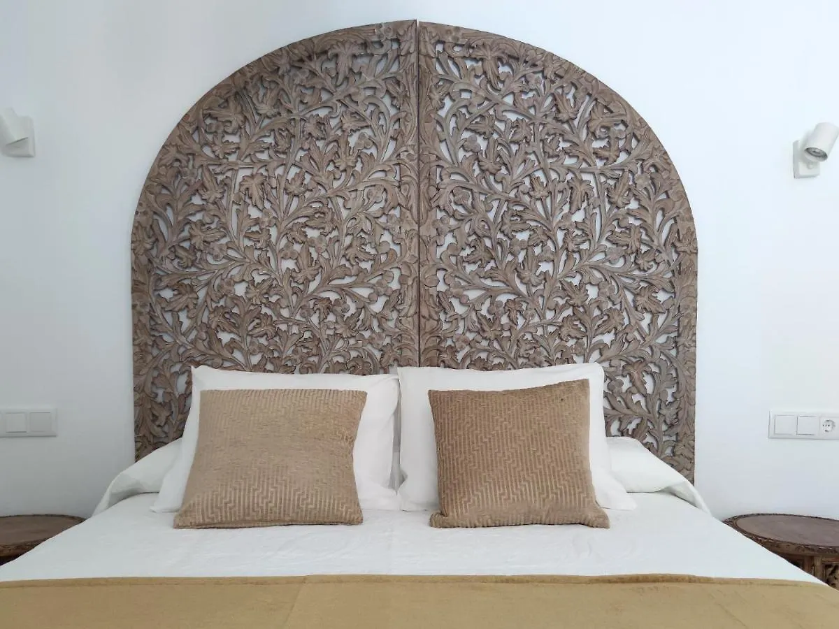 Hostel La Posada De Lola - Adults Only Bolonia