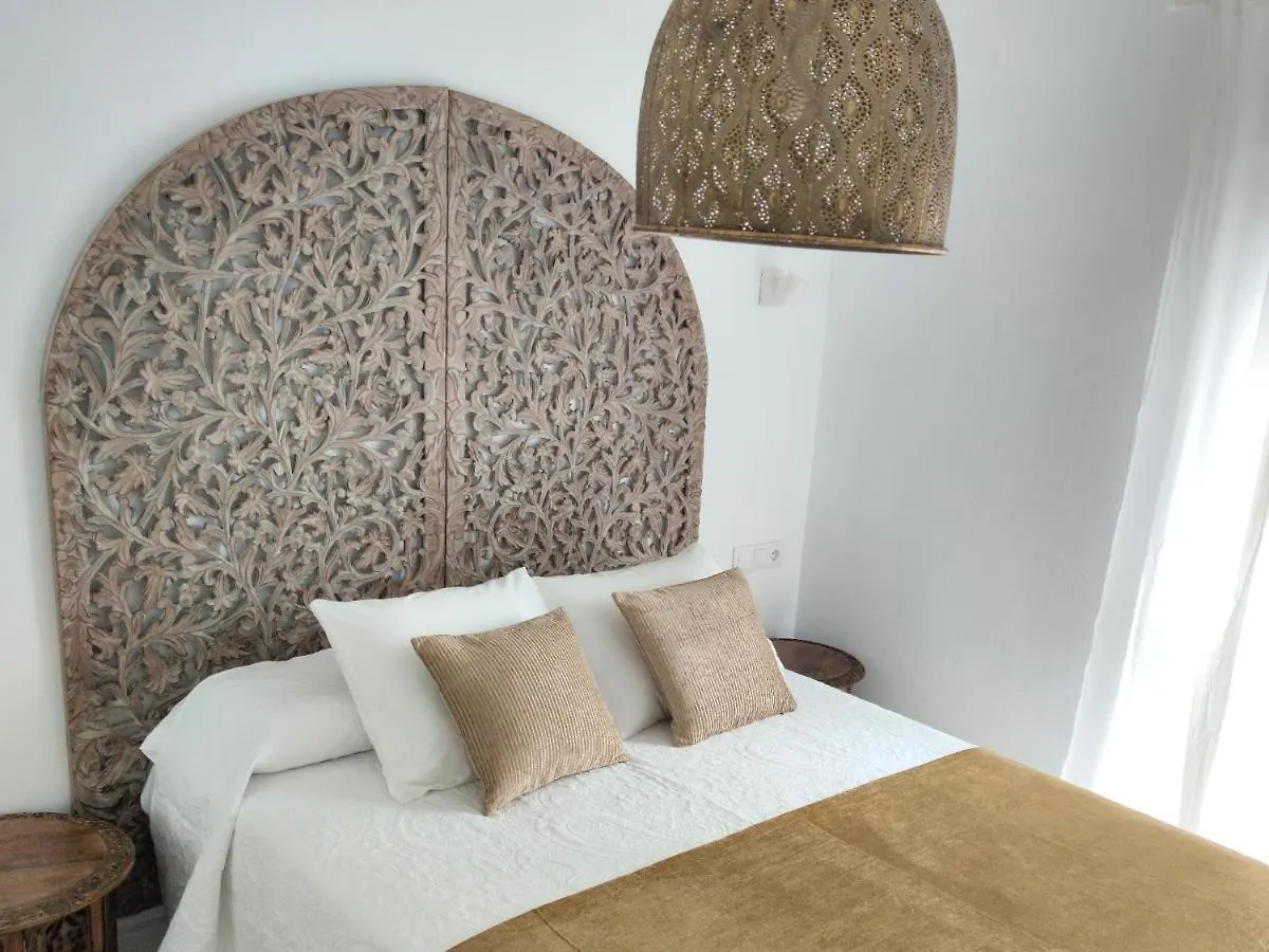 Hostel La Posada De Lola - Adults Only Bolonia Spain