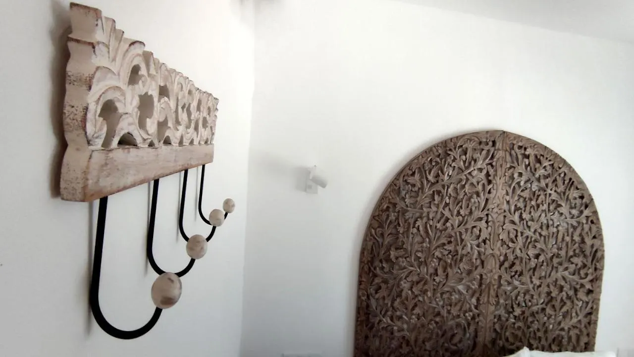 La Posada De Lola - Adults Only Bolonia 0*,